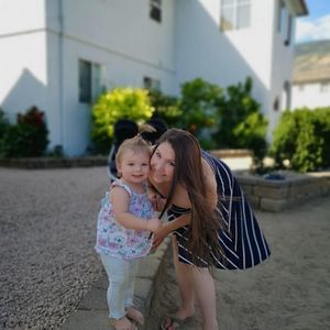 Meet your Posher, Desiree